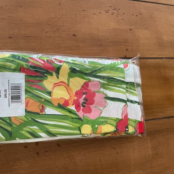 Vera reusable cloth napkins - never used. - Picture 3 of 4